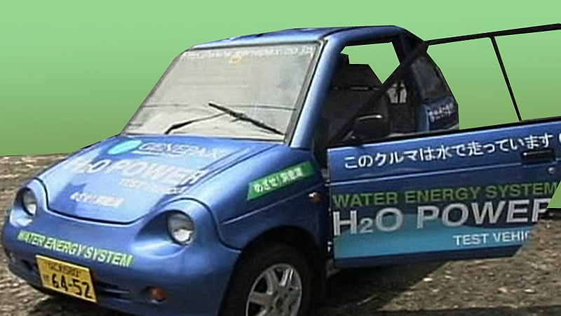 Auto rijdt op water