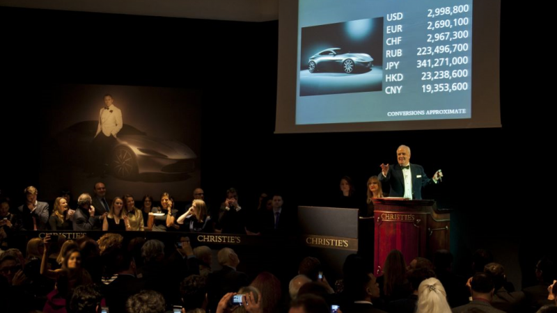 2,6 miljoen voor Aston Martin voor James Bond