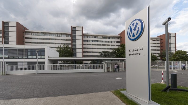 VW geeft 15,3 miljard dollar uit aan R&D