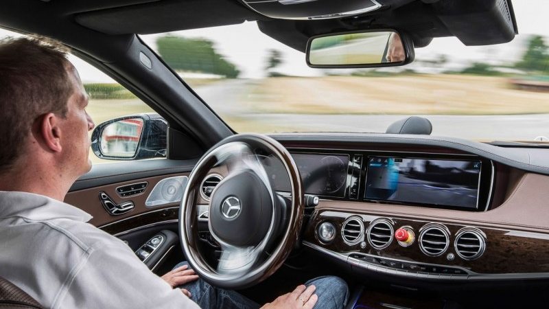 Mercedes-Benz autonoom rijden