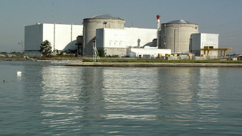Franse milieuminister: ‘Tesla fabriek waar nu kerncentrale staat’