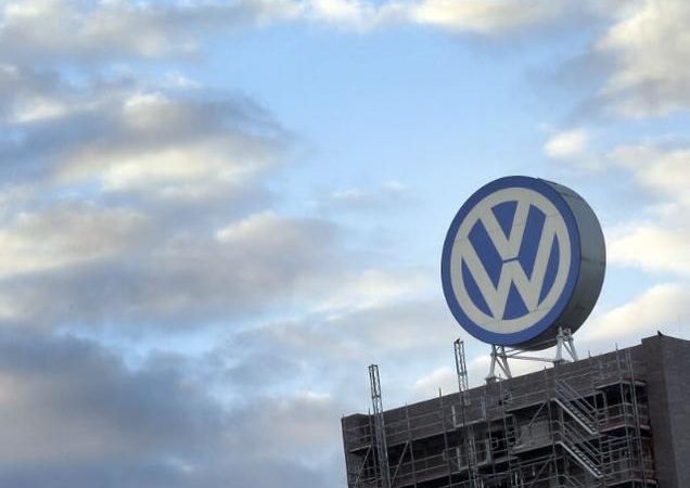Pensioenfonds ABP pakt VW aan