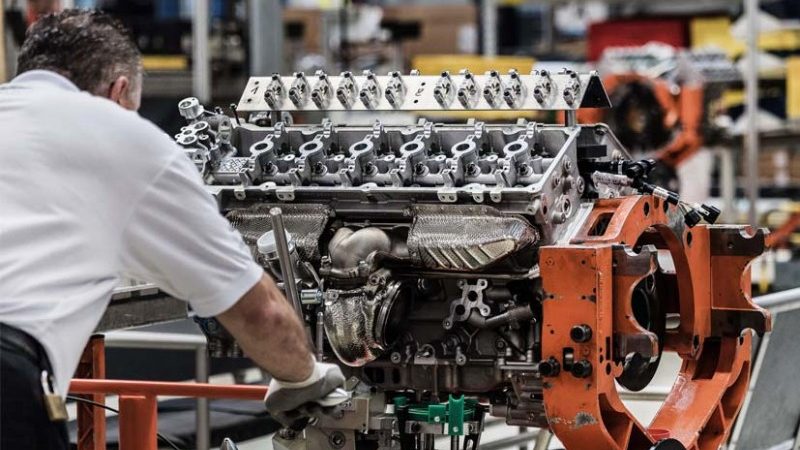 Ford Keulen start met bouw nieuwe Aston V12