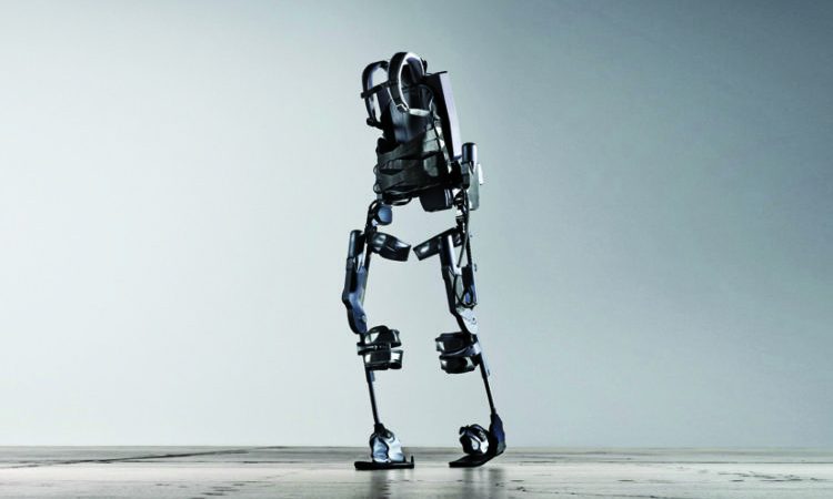 Bionisch robotpak helpt BMW-medewerkers