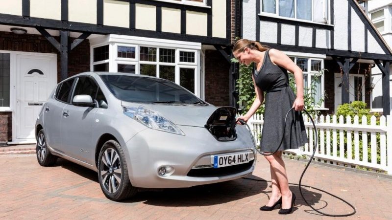 Groot-Brittanië: Over tien jaar helft nieuwe auto’s elektrisch