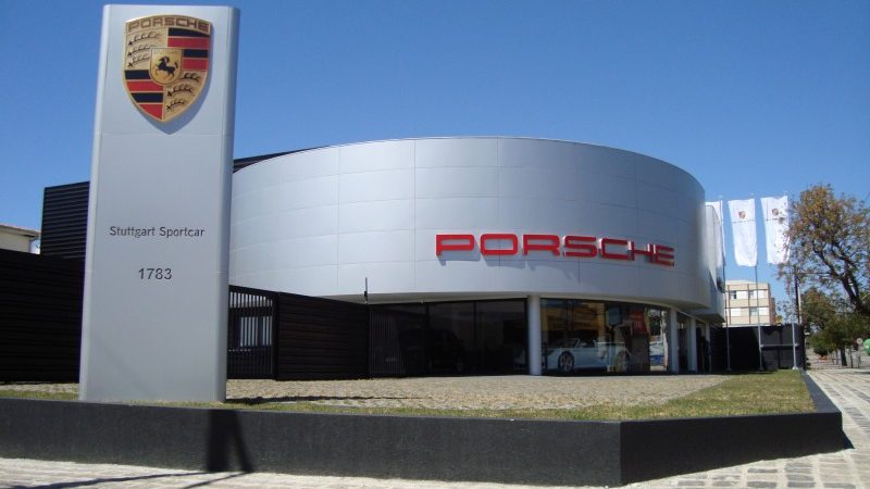 Porsche investeert in start-up Evopark