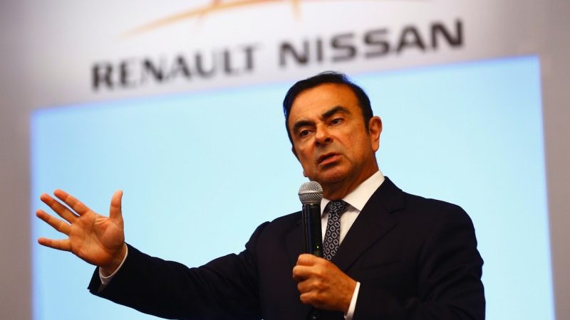 Winstsprong voor Renault, inkomen Ghosn aan banden