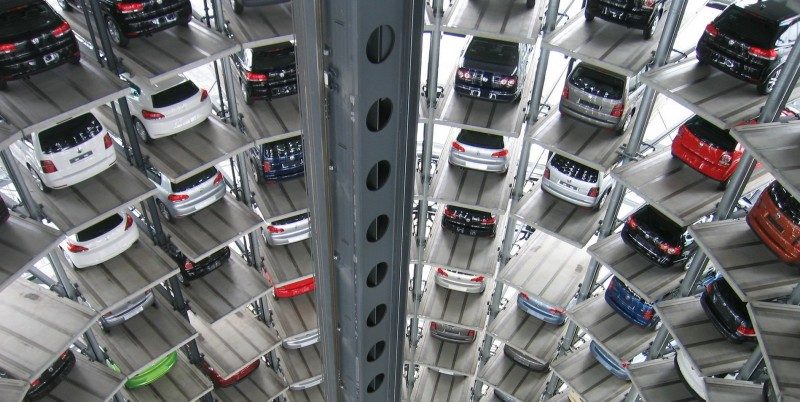 Analyse: Waarom autofabrikanten niet om ‘autodelen’ heen kunnen