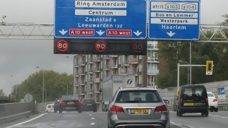 TomTom en Amsterdam gaan verkeersdruk verlichten