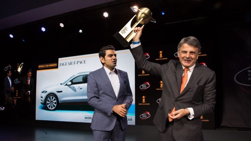 Dubbelslag voor Jaguar: F-Pace wint 2017 World Car én World Car Design of the Year