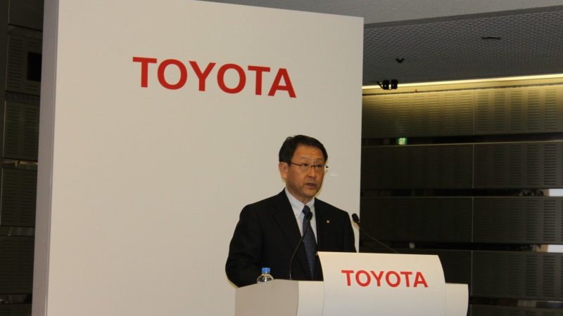 Research en marketing kosten Toyota kapitalen