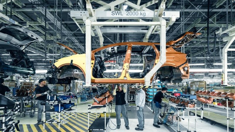 Britse autoproductie daalt voor ’t eerst in 10 jaar