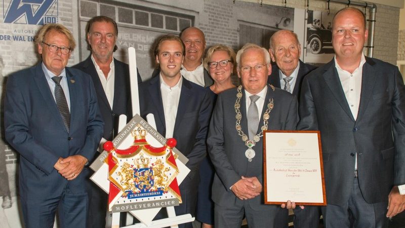 Autobedrijf Van der Wal en Zonen officieel Hofleverancier