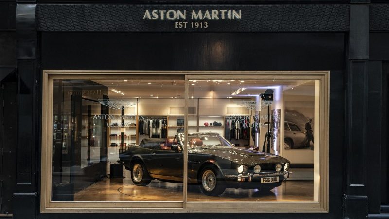 Aston Martin opent Heritage centrum