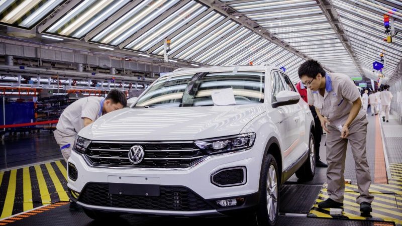 Toyota heropent Chinese fabrieken, VW houdt ze langer dicht