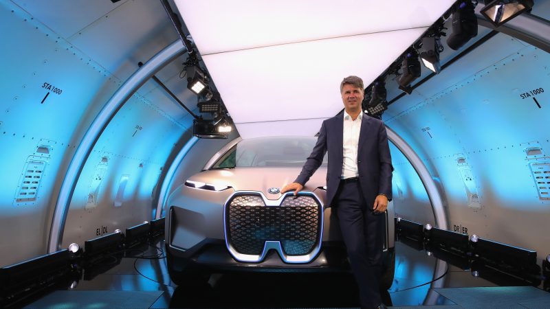 BMW-baas Krüger kondigt vertrek aan
