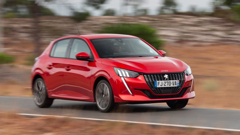 Peugeot-importeur stelt levering elektrische 208 uit