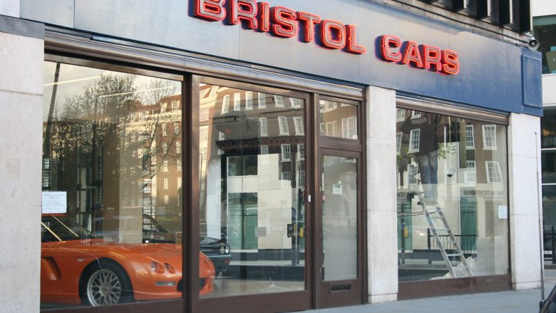 Britse Bristol Cars na 75 jaar over de kop